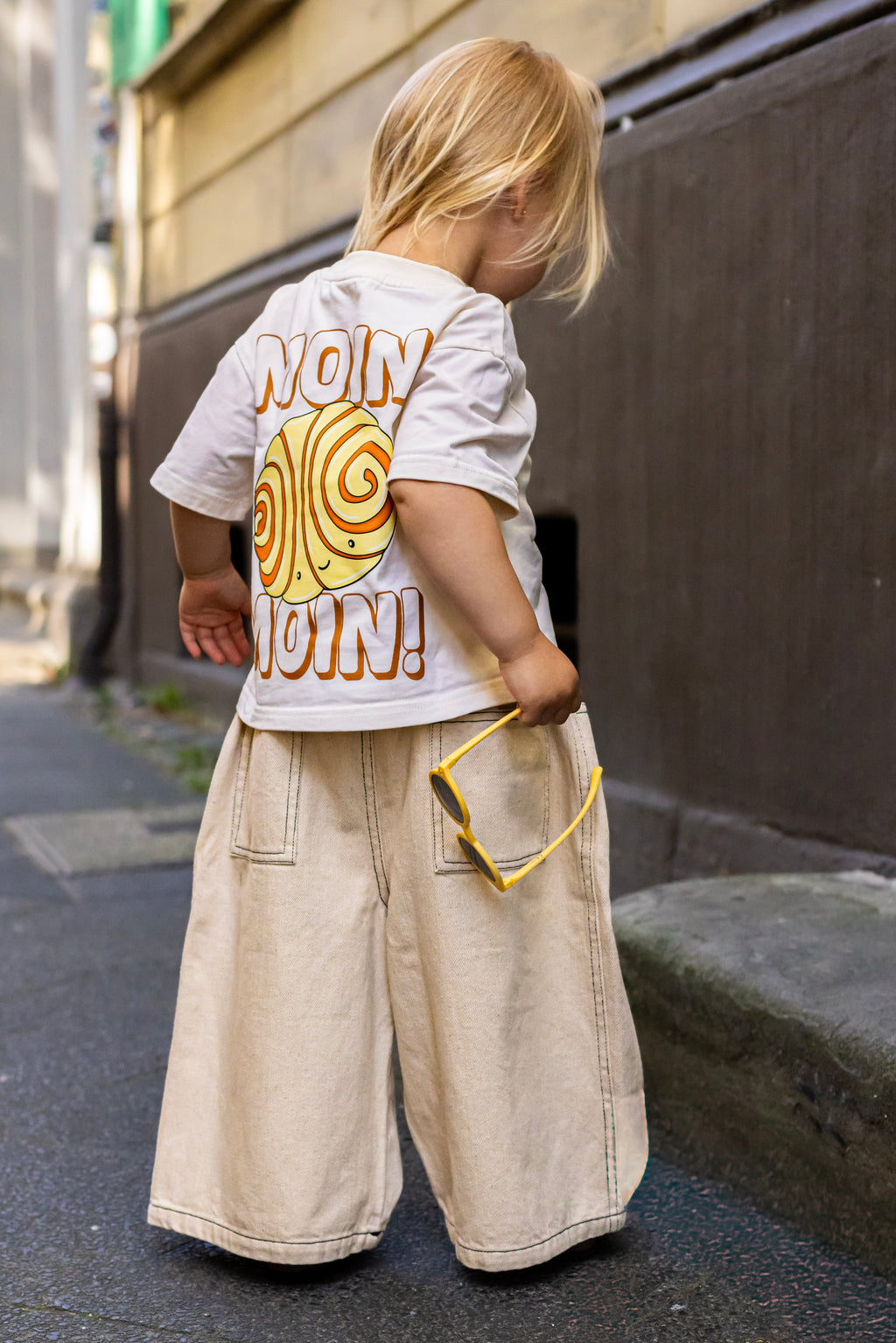 Premium Oversized T-Shirt - Moin Moin